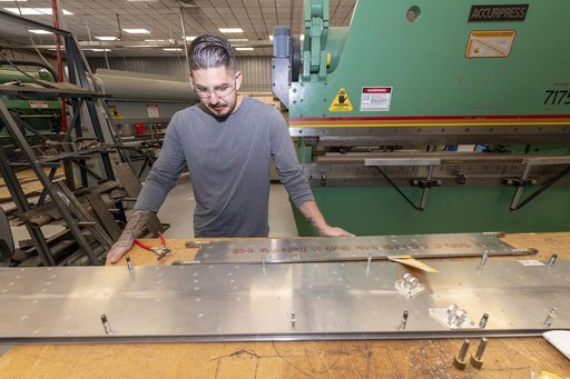NASA Armstrong Builds Model Wing