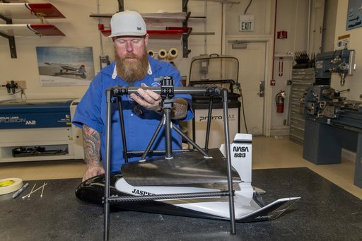 NASA Researchers Prepare Atmospheric Probe Prototype for Flight