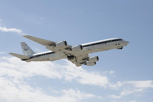 NASA’s DC-8 Flies Under Clear Skies During Final Flight