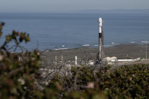 SPHEREx/PUNCH Rocket Vertical