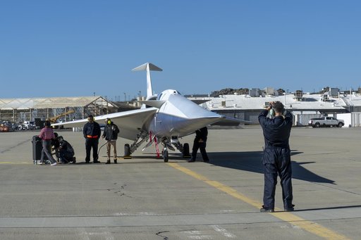 X-59 Taxis to NASA’s Armstrong Flight Research Center