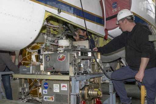 NASA ER-2 Prepares for Geological Earth Mapping Experiment Flights
