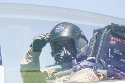 NASA Armstrong Supports Employee Incentive Flights