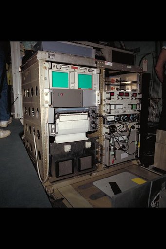 ARC-1985-AC85-0402-5
