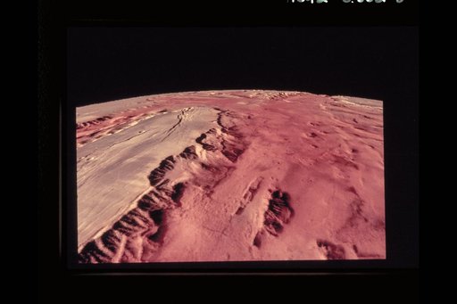 ARC-1992-AC92-0352-8