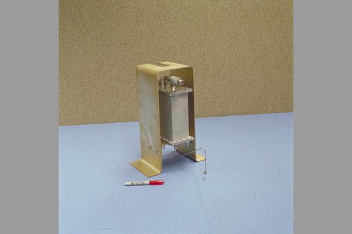 ARC-1999-AC99-0008-8