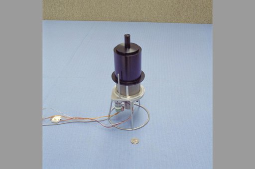 ARC-1999-AC99-0008-9