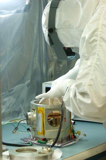ARC-2008-ACD07-0203-204