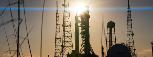 Sun sets on Full Artemis II Stack at Launch Pad 39B Anamorphic