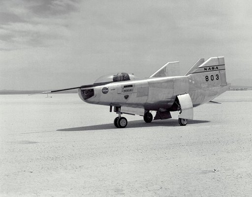 M2-F3 on lakebed