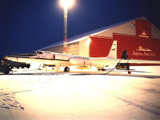 ER-2 #809 receives preflight fueling outside Arena Arctica hangar in Kiruna, Sweden prior to the SAGE III Ozone Loss and Validation Experiment (SOLVE)