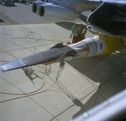 NASA B-52B Carries Pegasus Booster, X-43A Aircraft