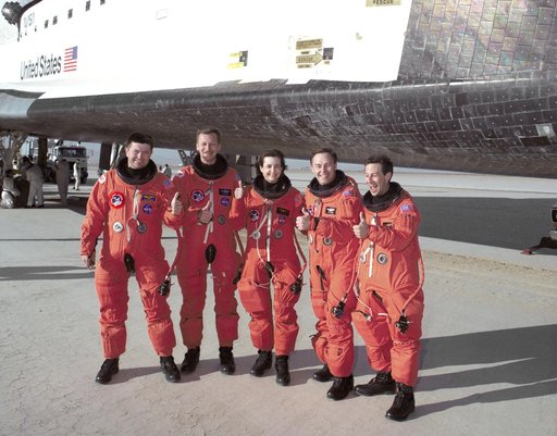 STS-37 Shuttle Crew after Edwards landing