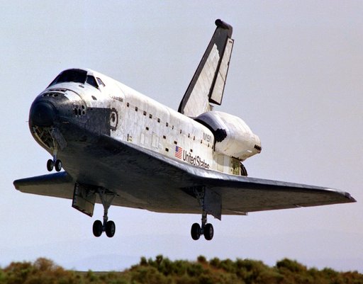 STS-40 Landing at Edwards