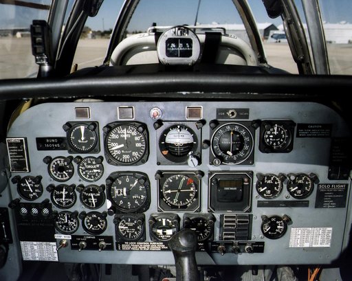 T-34C back seat instrument panel