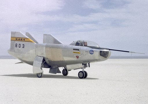 M2-F3 on lakebed