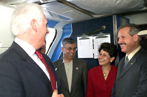 VIP’s onboard NASA's DC-8 aircraft during the AirSAR 2004 Mesoamerica campaign
