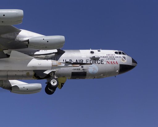 NASA's B-52B launch aircraft takes off carrying the third X-43A hypersonic research vehicle on a captive carry evaluation flight September 27, 2004