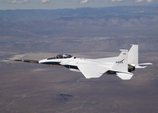 NASA F-15B #836 in flight with Quiet Spike attached