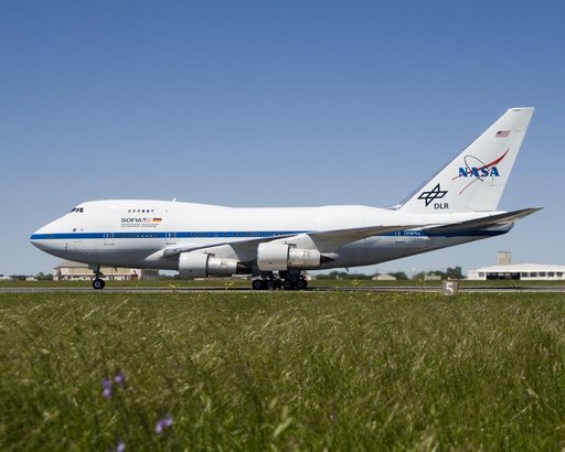 NASA's modified Boeing 747SP SOFIA airborne observatory taxis along the runway at Waco, Texas after completing its first checkout flight on April 26, 2007