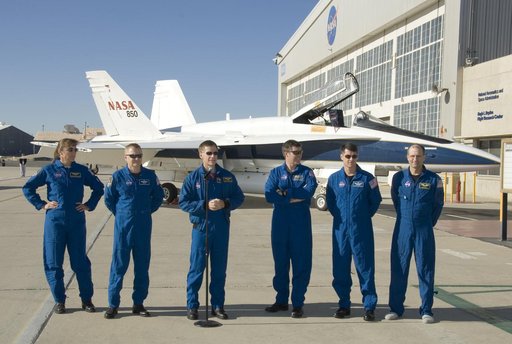 With a NASA F/A-18 providing a backdrop, STS-126 commander Chris Ferguson thanked NASA DFRC employees for their support of Endeavour's landing at Edwards AFB