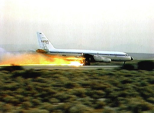 CV-990 Landing Systems Research Aircraft (LSRA) during Space Shuttle tire test