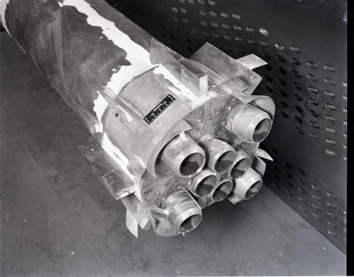 APOLLO CONFIGURATION OF SATURN MODEL IN THE 8X6-FOOT SUPERSONIC
