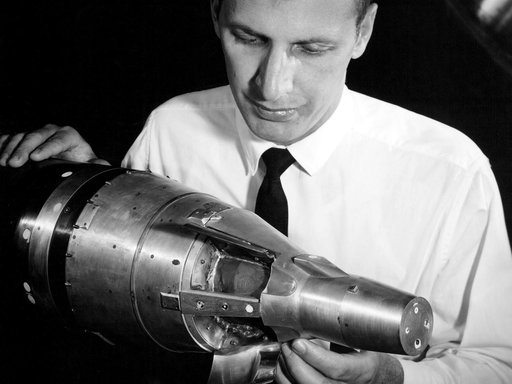 Gemini Model in the 10- by 10-Foot Supersonic Wind Tunnel