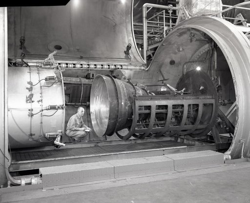 APOLLO CONTOUR ENGINE MOUNTED IN THE PROPULSION SYSTEMS LABORATO