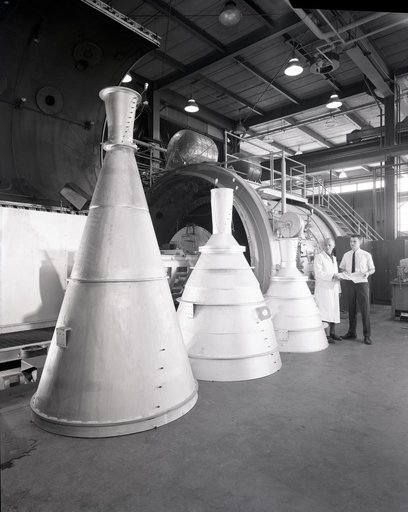 15 DEGREE CONICAL NOZZLE - TITAN TRANSTAGE CONTOUR ENGINE - APOL
