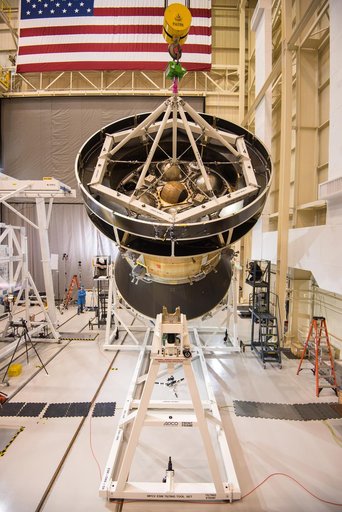 European Service Module Lift and Tilt Operation