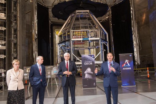 NASA Administrator Jim Bridenstine and Congressional Delegati...