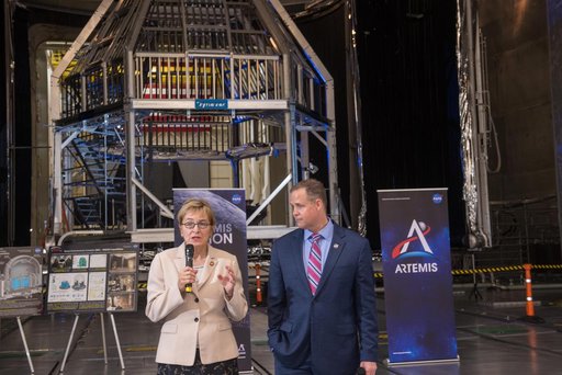 NASA Administrator Jim Bridenstine and Congressional Delegati...