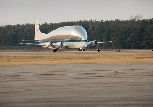 Orion - EM-1 - Artemis Spacecraft Arrival at Mansfield Lahm A...