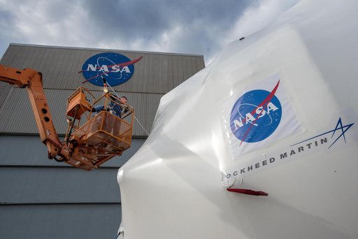 Orion - EM-1 - Artemis Spacecraft Arrival at Mansfield Lahm A...