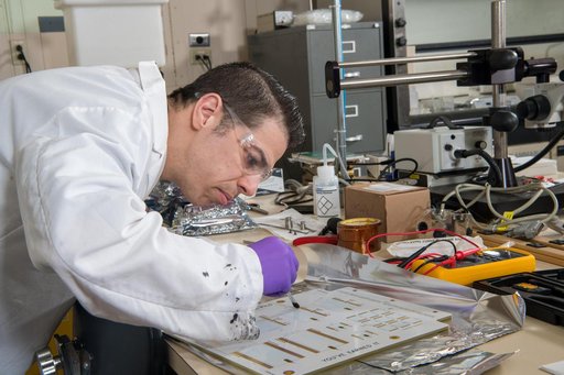 Photovoltaic Investigation on the Lunar Surface – PILS