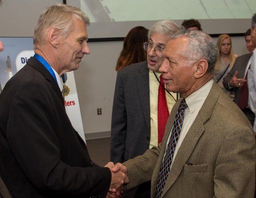 Distinguished Service Award ceremony for Dr. Piers Sellers. NASA