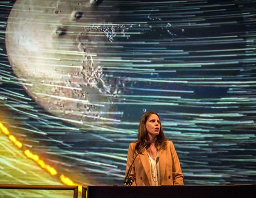 Dr. Jen Eigenbrode at the National Air and Space Museum (NASM) e