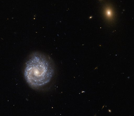 Hubble Eyes a Powerful Galaxy