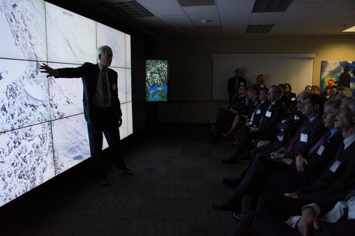 Swedish Delegation Visits NASA Goddard