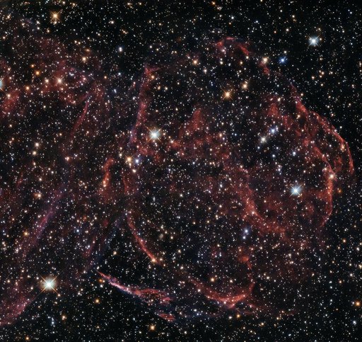 Hubble views a spectacular supernova with interstellar material over 160,000 light-years away