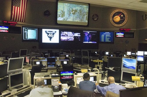 Ending Year in Space: NASA Goddard Network Maintains Communications from Space to Ground