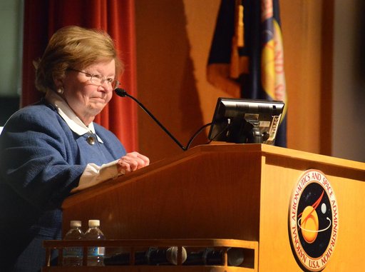 Senator Barbara Mikulski Visits NASA Goddard
