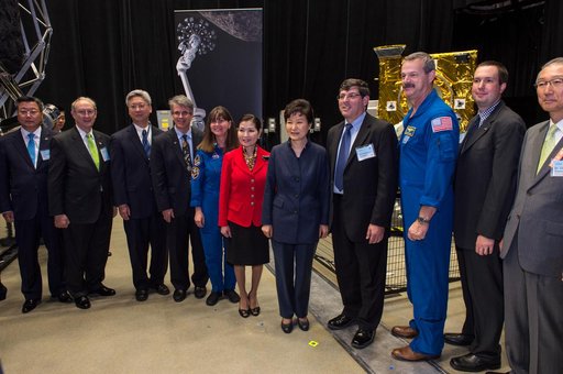 President Park Geun-hye of South Korea Visits NASA Goddard