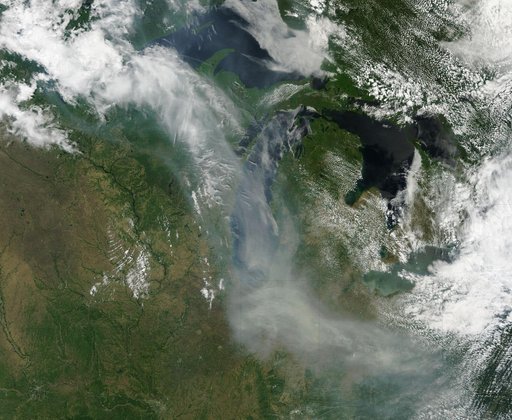Smoke From Canadian Wildfires Drifts Down to U.S.