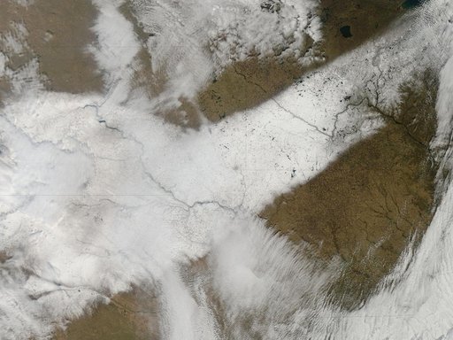 Autumn snow across the Midwest