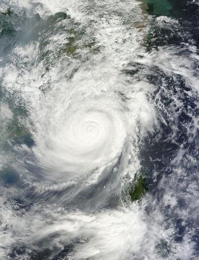 Typhoon Usagi approaching China