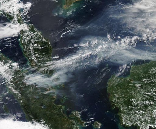 Smoke Engulfs Singapore [high res]