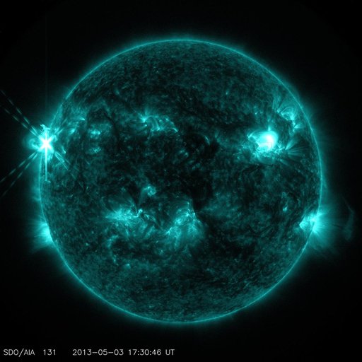 Sun Emits a Mid-Level Flare