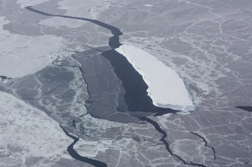 Embedded ice with lead